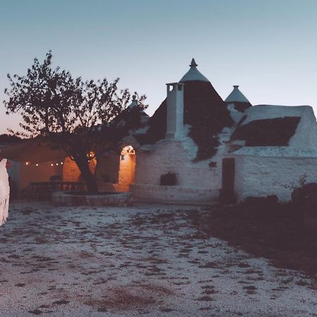 Borgo Trulli 1789 Bed & Breakfast Ostuni Ngoại thất bức ảnh