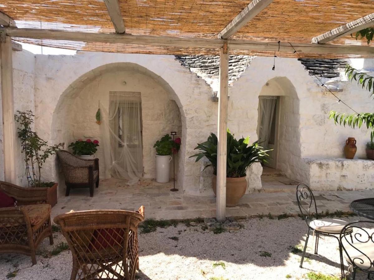 Borgo Trulli 1789 Bed & Breakfast Ostuni Ngoại thất bức ảnh